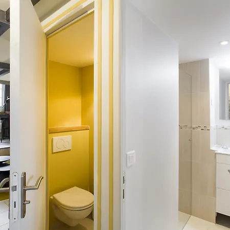 / Saint Germain Des Pres Apartment *